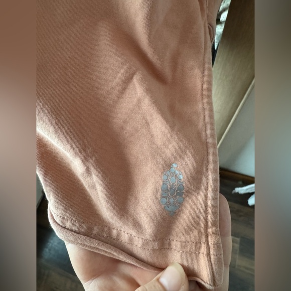 FP Movement by Free People Amber Glow Hot Shot Reversible Tee Small - Picture 3 of 6